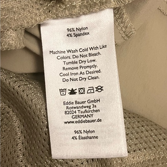 Eddie Bauer Women's Comfortable Stretch Khaki Cargo Shorts Size 14 - Picture 9 of 9